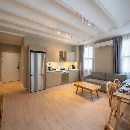 Historic 2 Bedroom Galata Apt-heart Of Kuledibi 3 Апартаменты Стамбул