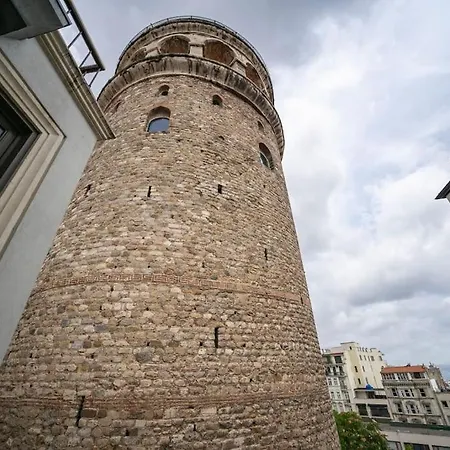 Historic 2 Bedroom Galata Apt-heart Of Kuledibi 3 Апартаменты