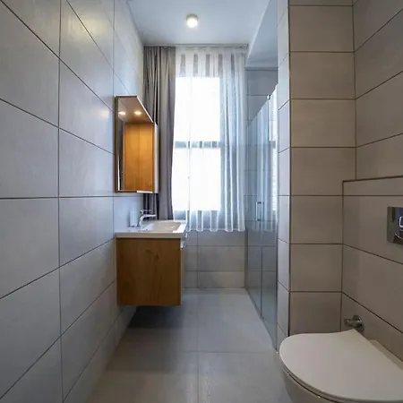 Historic 2 Bedroom Galata Apt-heart Of Kuledibi 3 شقة